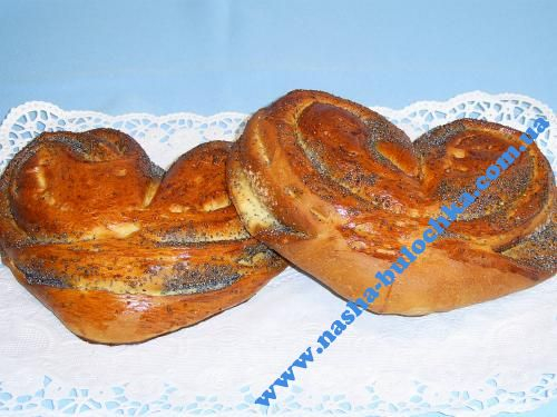 Плюшка з маком
